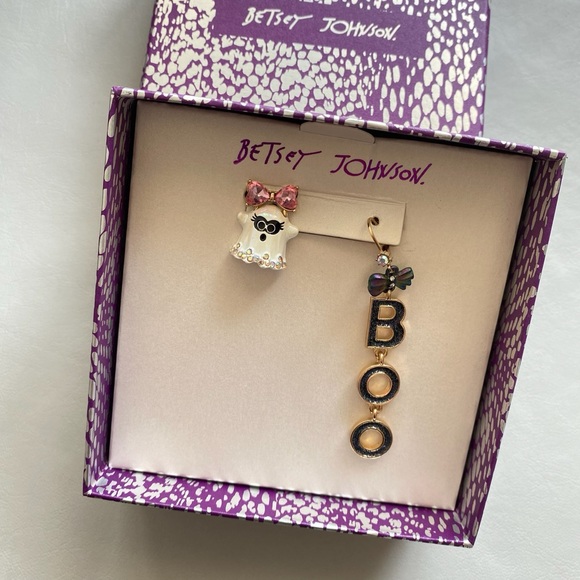 BETSEY JOHNSON Halloween Crystal & Glitter Boo-Ghost Mismatch Drop Earrings NIB - Picture 5 of 6